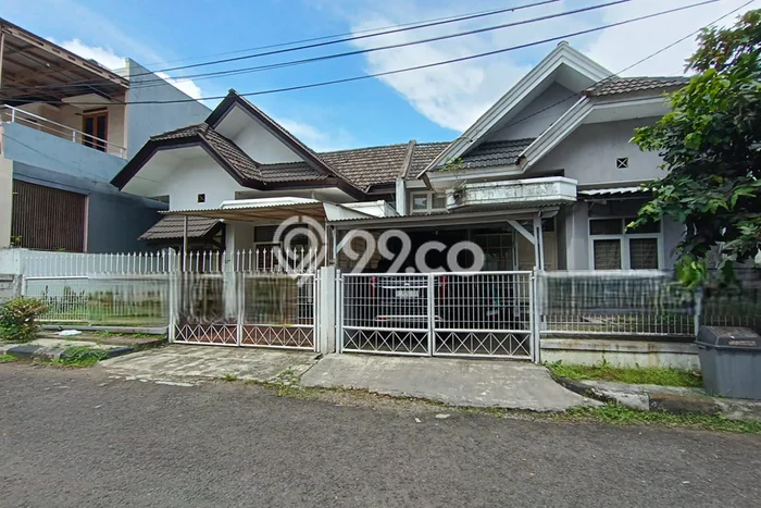 Dijual Rumah Minimalis Bagus Punya 5 KT di Cimahi Tengah Cimahi SHM Dijual Rumah Minimalis Bagus Punya 5 KT di Cimahi Tengah Cimahi SHM