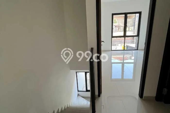 Dijual Hunian Rumah Terawat 3 Kamar di Manukan, Surabaya Dijual Hunian Rumah Terawat 3 Kamar di Manukan, Surabaya