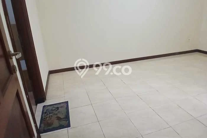 Disewakan! Rumah 3 Kamar Tidur &
3 Kamar Mandi di Surabaya Kota, Surabaya Disewakan! Rumah 3 Kamar Tidur &
3 Kamar Mandi di Surabaya Kota, Surabaya