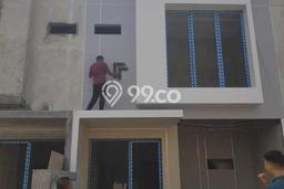 Rumah Strategis Modern Lb 68m2 di Simokerto, Surabaya Rumah Strategis Modern Lb 68m2 di Simokerto, Surabaya