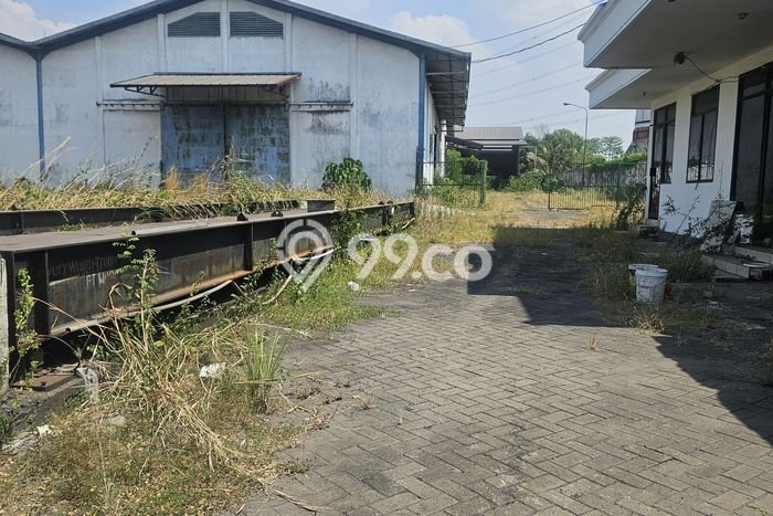 Area Ramai! Gudang Dijual di Krian untuk Bisnis Luas Bangunan 4450m2 Area Ramai! Gudang Dijual di Krian untuk Bisnis Luas Bangunan 4450m2