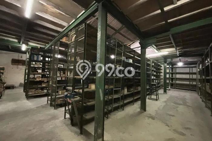 Ruko Komersial Dijual di Bubutan Surabaya LT 105m2 & LB 618m2 Ruko Komersial Dijual di Bubutan Surabaya LT 105m2 & LB 618m2