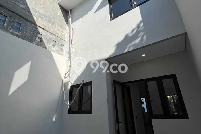 Dijual Hunian Rumah Terawat 3 Kamar di Manukan, Surabaya Dijual Hunian Rumah Terawat 3 Kamar di Manukan, Surabaya