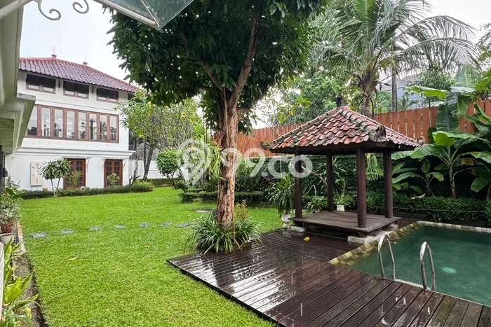 Disewakan Rumah Nyaman LT 1990m2 / LB 510m2 di Cipete, Jakarta Selatan Disewakan Rumah Nyaman LT 1990m2 / LB 510m2 di Cipete, Jakarta Selatan
