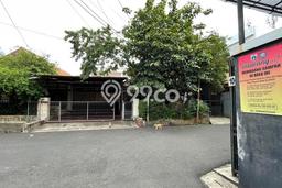 HOT LISTING! Rumah Untuk Investasi di , LT 178m2m² Bangunan 211m2m² HOT LISTING! Rumah Untuk Investasi di , LT 178m2m² Bangunan 211m2m²