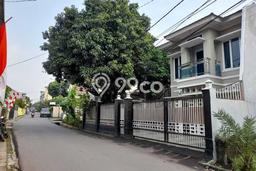 Dijual Rumah Mewah Elegan Dengan View Cantik di Tangerang Kota, Tangerang Dijual Rumah Mewah Elegan Dengan View Cantik di Tangerang Kota, Tangerang