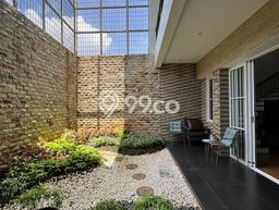 Rumah Exclusive 3 KT 3 KM di Kompleks Perumahan Alam Sutera, Tangerang Rumah Exclusive 3 KT 3 KM di Kompleks Perumahan Alam Sutera, Tangerang