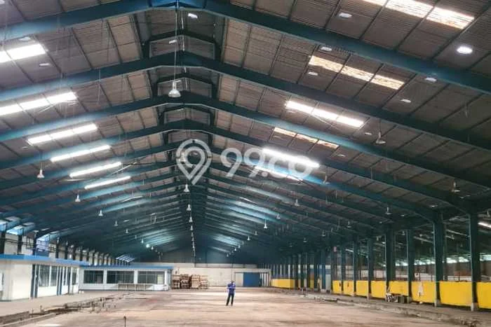 Unit Gudang Paling Strategis di Serang Serang dengan LB 6000m2 Unit Gudang Paling Strategis di Serang Serang dengan LB 6000m2