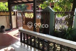 Jual Rumah Minimalis Bagus Punya 4 KT di Duren Sawit Jakarta Timur SHM Jual Rumah Minimalis Bagus Punya 4 KT di Duren Sawit Jakarta Timur SHM