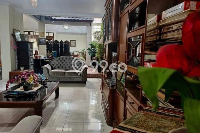 Hunian Mewah Siap Huni LT 380m2 di Cempaka Putih, Jakarta Pusat Hunian Mewah Siap Huni LT 380m2 di Cempaka Putih, Jakarta Pusat