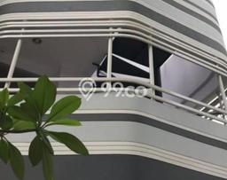 Kost Dijual di BSD dengan 6 KT dan Luas 89m2 Kost Dijual di BSD dengan 6 KT dan Luas 89m2