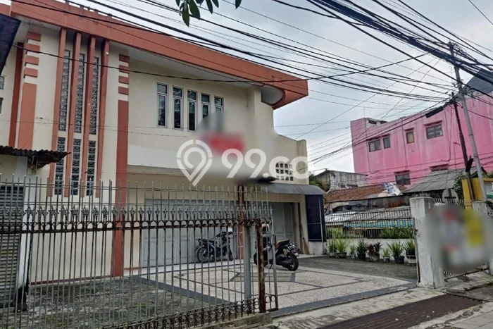 Disewakan Ruko di Kawasan Ramai Buah Batu Luas 330m2 Disewakan Ruko di Kawasan Ramai Buah Batu Luas 330m2