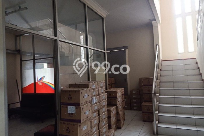 Disewakan Ruko di Kawasan Ramai Buah Batu Luas 330m2 Disewakan Ruko di Kawasan Ramai Buah Batu Luas 330m2