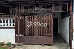 For Sale! Luxury House LT 200m2 Desain Elegan di Taman Kota For Sale! Luxury House LT 200m2 Desain Elegan di Taman Kota