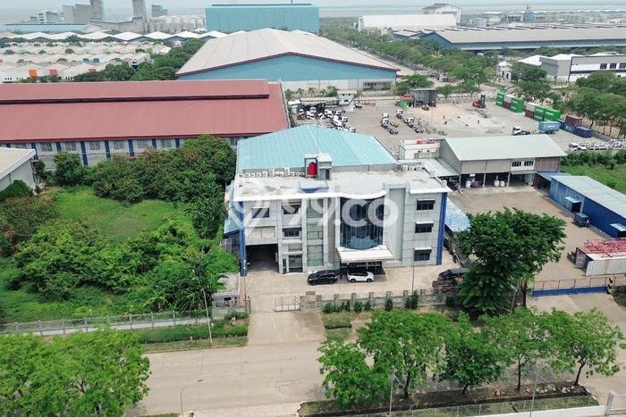 Unit Gudang Dijual di Jakarta Utara LT 3000m2 & LB 2000m2 Unit Gudang Dijual di Jakarta Utara LT 3000m2 & LB 2000m2