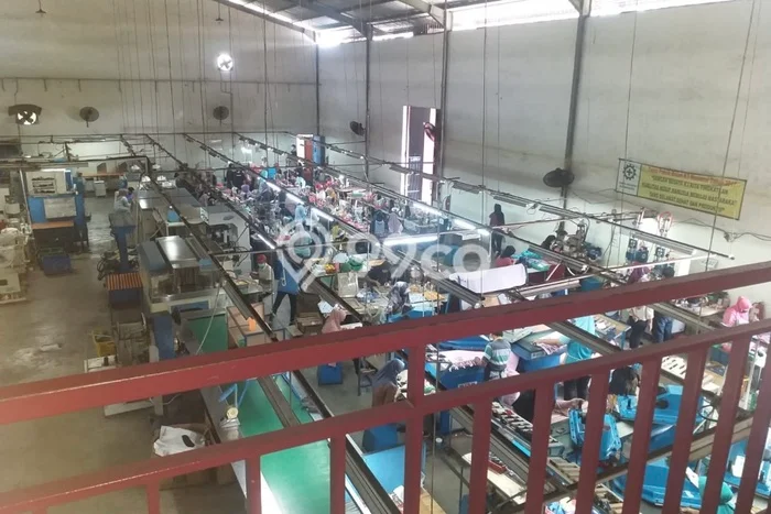 Area Ramai! Gudang Dijual di Mauk untuk Bisnis Luas Bangunan 1400m2 Area Ramai! Gudang Dijual di Mauk untuk Bisnis Luas Bangunan 1400m2