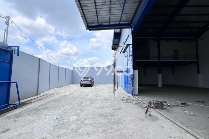 AREA PROSPEKTIF! Gudang Kawasan , Luas 480m2m², Pusat Perdagangan AREA PROSPEKTIF! Gudang Kawasan , Luas 480m2m², Pusat Perdagangan