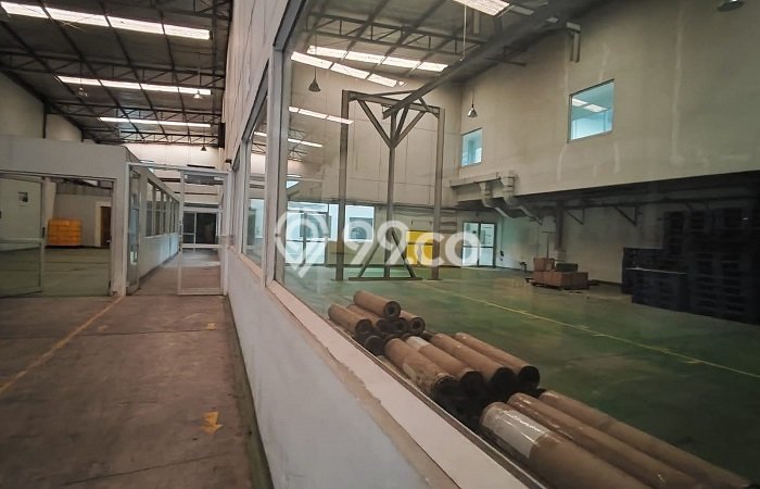 Lokasi Strategis! Dijual Gudang Bisnis di Gunung Sindur, Bogor Kondisi Baik Lokasi Strategis! Dijual Gudang Bisnis di Gunung Sindur, Bogor Kondisi Baik