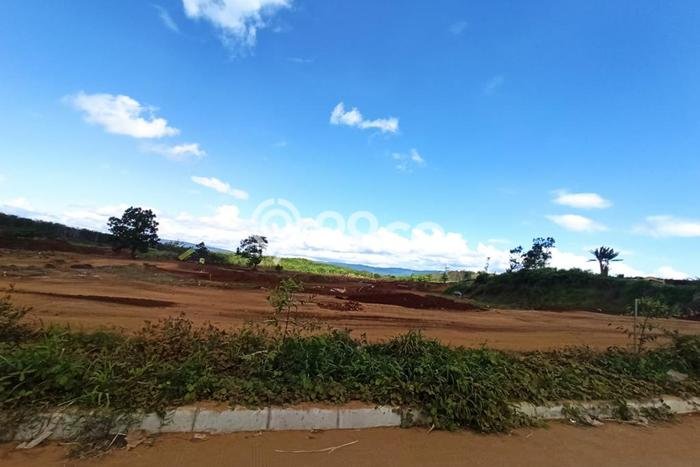 HARGA MENARIK! Tanah Kawasan Cikembar, Luas 10000m2m², Area Asri HARGA MENARIK! Tanah Kawasan Cikembar, Luas 10000m2m², Area Asri