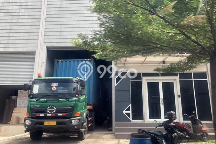 Unit Gudang Dijual di Cibinong Bogor 308m2 Unit Gudang Dijual di Cibinong Bogor 308m2