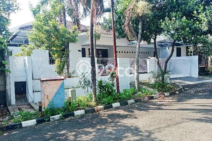 Rumah sewa siap pakai 3 Kamar Tidur di Tanjung Barat, Jakarta Selatan Rumah sewa siap pakai 3 Kamar Tidur di Tanjung Barat, Jakarta Selatan