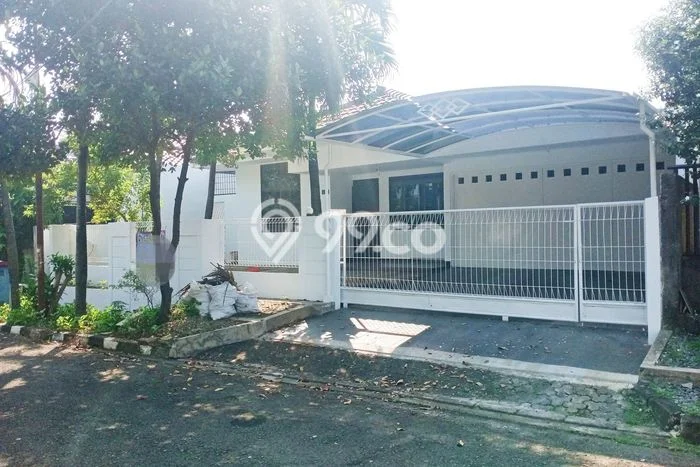 Rumah sewa siap pakai 3 Kamar Tidur di Tanjung Barat, Jakarta Selatan Rumah sewa siap pakai 3 Kamar Tidur di Tanjung Barat, Jakarta Selatan