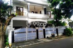 Dijual Rumah Mewah Elegan Dengan View Eksklusif di Rawamangun, Jakarta Timur Dijual Rumah Mewah Elegan Dengan View Eksklusif di Rawamangun, Jakarta Timur