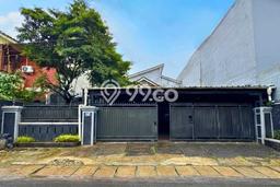 For Sale! Luxury House LT 537m2 Desain Elegan di Condet For Sale! Luxury House LT 537m2 Desain Elegan di Condet