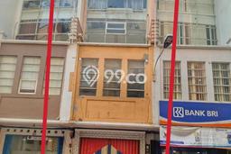 Ruko Dijual di Cengkareng LT 68m2, LB 274m2 Solusi Investasi Cerdas Ruko Dijual di Cengkareng LT 68m2, LB 274m2 Solusi Investasi Cerdas