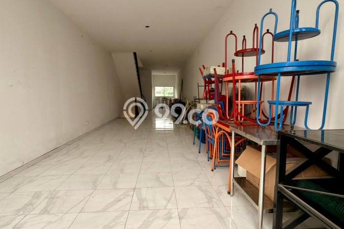Unit Ruko Strategis di Wonocolo, Surabaya Potensi Bisnis Besar Unit Ruko Strategis di Wonocolo, Surabaya Potensi Bisnis Besar