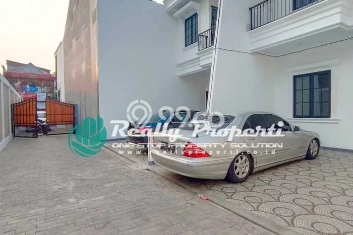 Rumah Modern 3 KT di Pondok Gede Bekasi Semi Furnished Rumah Modern 3 KT di Pondok Gede Bekasi Semi Furnished