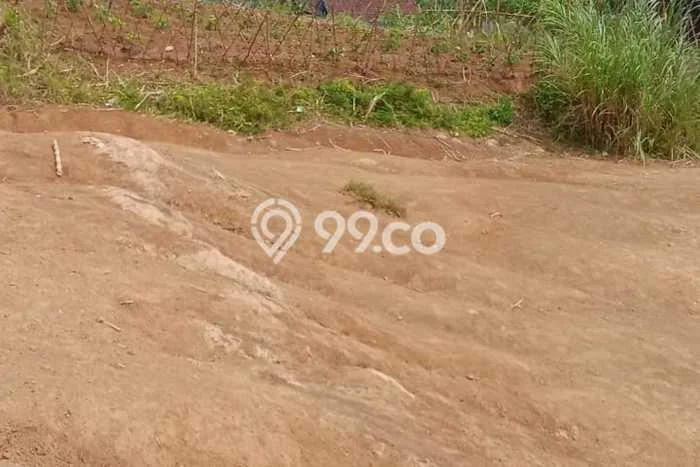 Lahan Dijual Lokasi Parakan Salak, Sukabumi dengan Luas Tanah 13450m2 dan Status - Lahan Dijual Lokasi Parakan Salak, Sukabumi dengan Luas Tanah 13450m2 dan Status -