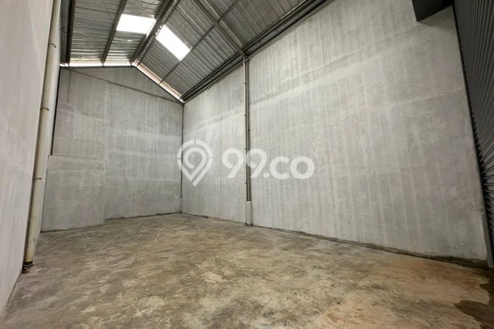 Gudang Dijual di Serpong Tangerang Selatan dengan Luas Bangunan 72m2 Gudang Dijual di Serpong Tangerang Selatan dengan Luas Bangunan 72m2