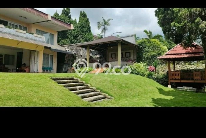 Hunian Cantik Modern Lb 600m2 di Pandaan, Pasuruan Hunian Cantik Modern Lb 600m2 di Pandaan, Pasuruan