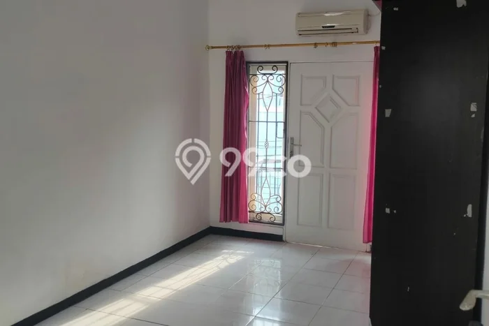 Disewakan Segera Rumah Kondisi Bagus di Area Kenjeran, Surabaya Disewakan Segera Rumah Kondisi Bagus di Area Kenjeran, Surabaya
