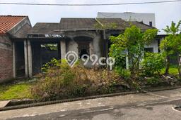 Tanah Dijual Lokasi Strategis di Semarang dengan Luas 300m2 Tanah Dijual Lokasi Strategis di Semarang dengan Luas 300m2