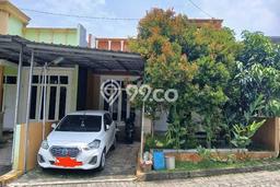 Rumah Akses Mudah area Gunung Pati, Semarang, LT 121m2m² LB 100m2m² Rumah Akses Mudah area Gunung Pati, Semarang, LT 121m2m² LB 100m2m²