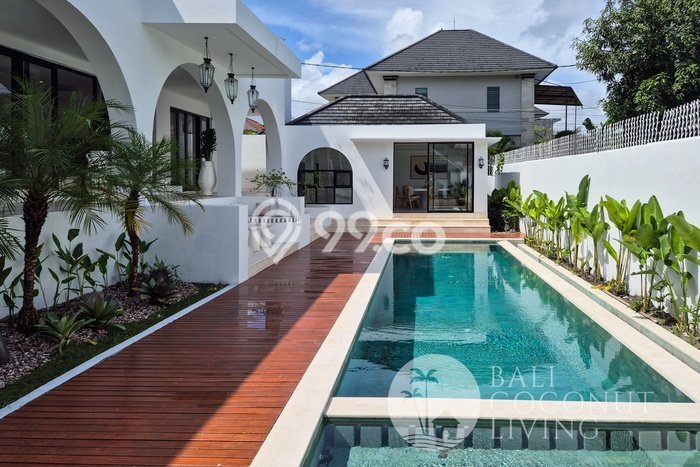 LOKASI STRATEGIS! Vila Kawasan , Dimensi 528m2m², Akses ke pusat umum LOKASI STRATEGIS! Vila Kawasan , Dimensi 528m2m², Akses ke pusat umum