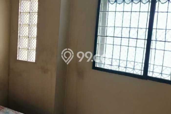Rumah Luas Asri 3 KT Siap Huni di Taman Surya Jakarta Barat Rumah Luas Asri 3 KT Siap Huni di Taman Surya Jakarta Barat