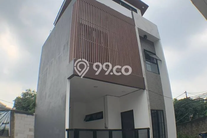 Rumah LB 50m² di Pusat Kota Utan Kayu, Jakarta Timur - Lokasi Strategis Rumah LB 50m² di Pusat Kota Utan Kayu, Jakarta Timur - Lokasi Strategis