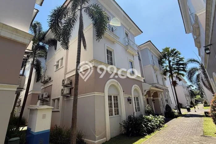 Dijual Kost di Kawasan BSD, Tangerang Selatan, Spesifikasi 12 KT, 6 KM, 180m2 Dijual Kost di Kawasan BSD, Tangerang Selatan, Spesifikasi 12 KT, 6 KM, 180m2