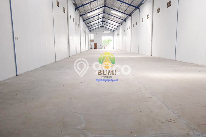 Gudang disewakan di Gatak Sukoharjo dengan luas bangunan 800m2 Gudang disewakan di Gatak Sukoharjo dengan luas bangunan 800m2