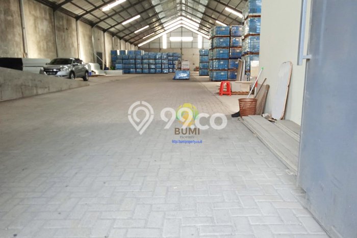 Unit Gudang Paling Strategis di Kartosuro Solo dengan LB 2500m2 Unit Gudang Paling Strategis di Kartosuro Solo dengan LB 2500m2