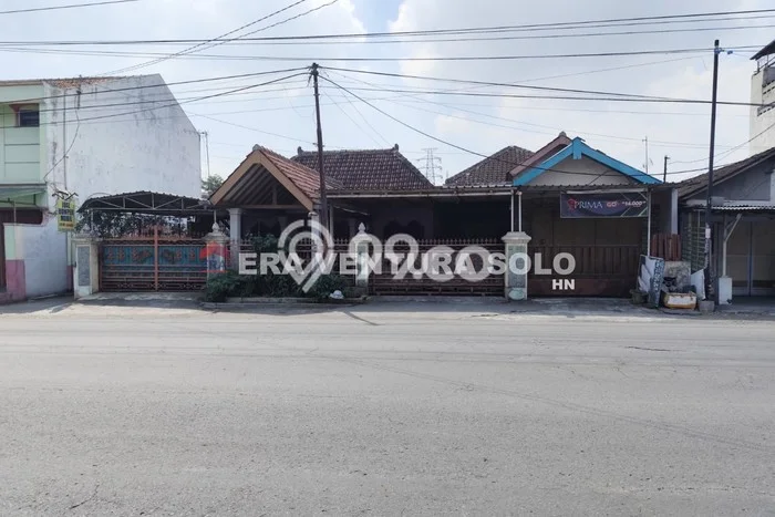 Hunian Mewah Siap Huni LT 530m2 di Kartasura, Sukoharjo Hunian Mewah Siap Huni LT 530m2 di Kartasura, Sukoharjo
