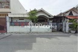 Jual Rumah Bagus Siap Huni LB 180m2 di Banjarsari, Solo Jual Rumah Bagus Siap Huni LB 180m2 di Banjarsari, Solo
