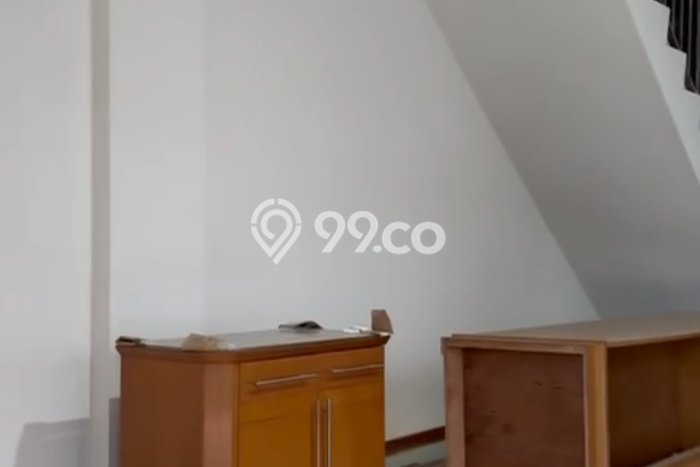 Ruko untuk disewa di Cakung punya LT 105m2 & LB 250m2 harga sewa kompetitif Ruko untuk disewa di Cakung punya LT 105m2 & LB 250m2 harga sewa kompetitif