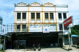 Ruko untuk disewa di Sorong punya LT 150m2 & LB 300m2 harga sewa kompetitif Ruko untuk disewa di Sorong punya LT 150m2 & LB 300m2 harga sewa kompetitif