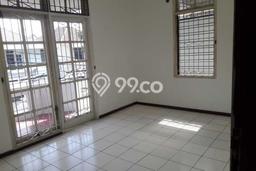 Disewakan Segera Rumah Kondisi Baik di Kawasan Kelapa Gading, Jakarta Utara Disewakan Segera Rumah Kondisi Baik di Kawasan Kelapa Gading, Jakarta Utara