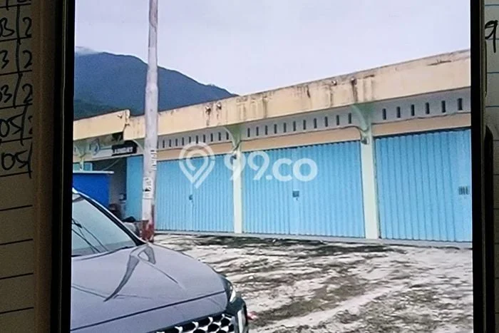 Ruko paling strategis disewakan di Jayapura Utara Jayapura Ruko paling strategis disewakan di Jayapura Utara Jayapura