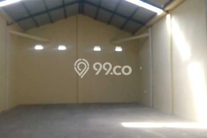 Unit Gudang Paling Strategis di Jaten Karanganyar dengan LB 400m2 Unit Gudang Paling Strategis di Jaten Karanganyar dengan LB 400m2